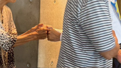 不二輸送機ホール48